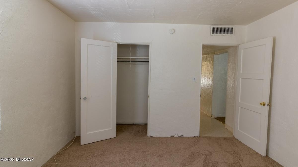 E Lester St, Tucson, AZ 85712