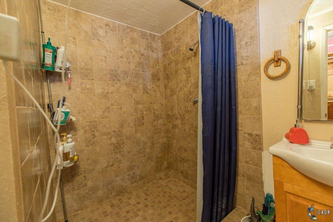 E Olive Ave, El Centro, CA 92243
