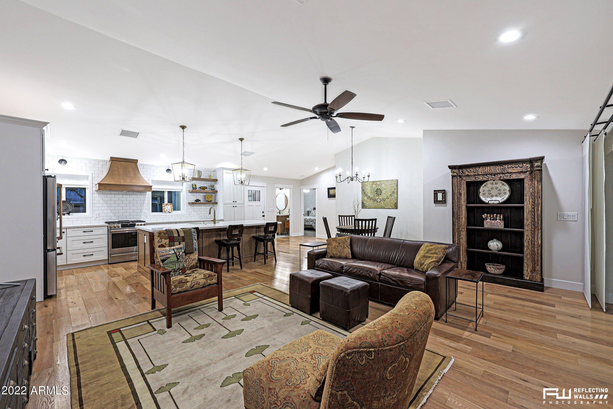 E Catalina Dr, Phoenix, AZ 85018