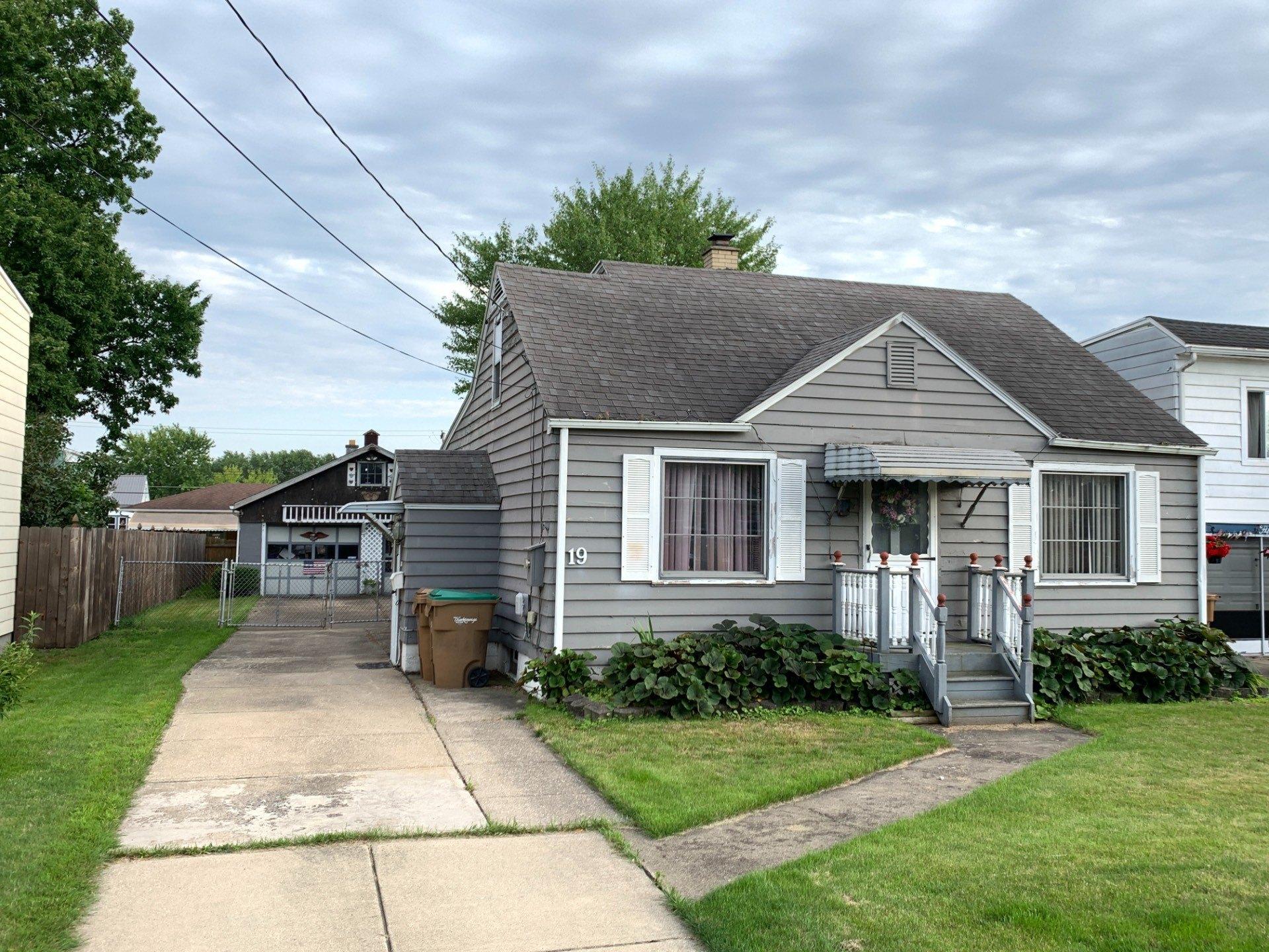 Wellworth Pl, Buffalo, NY 14225