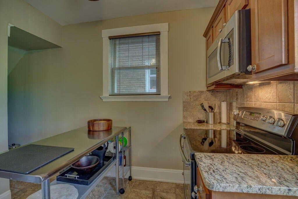 Oak St, Newport, KY 41071