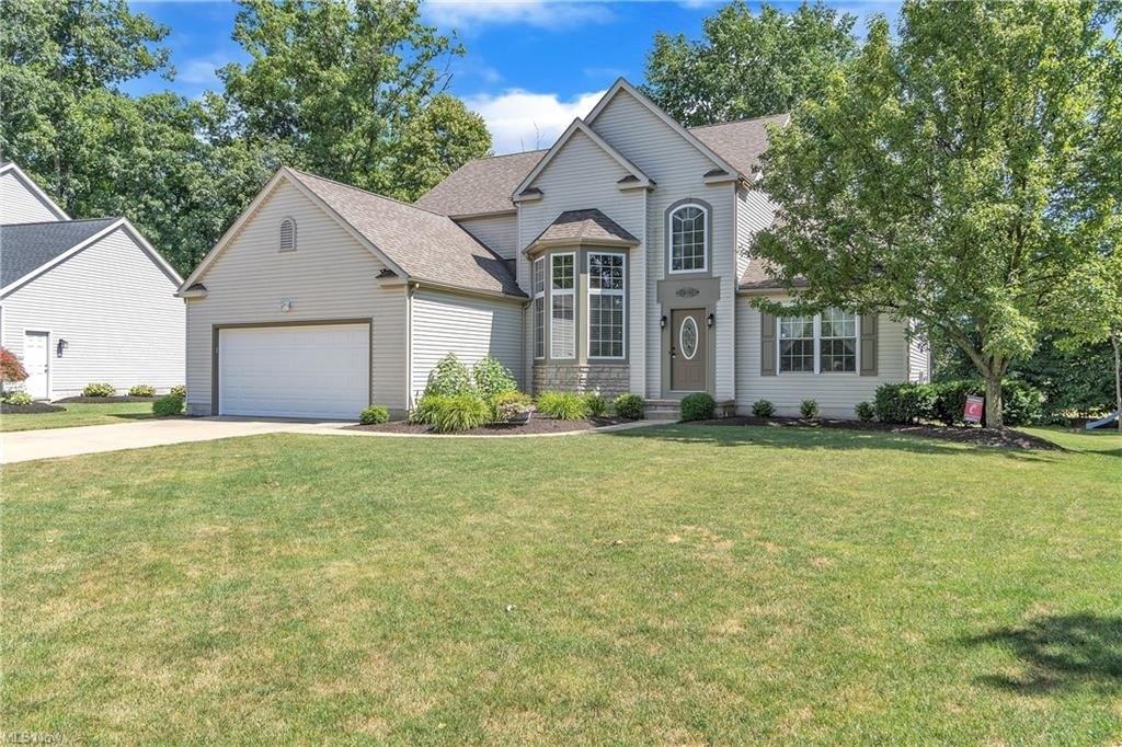 Dover Dr, Medina, OH 44256
