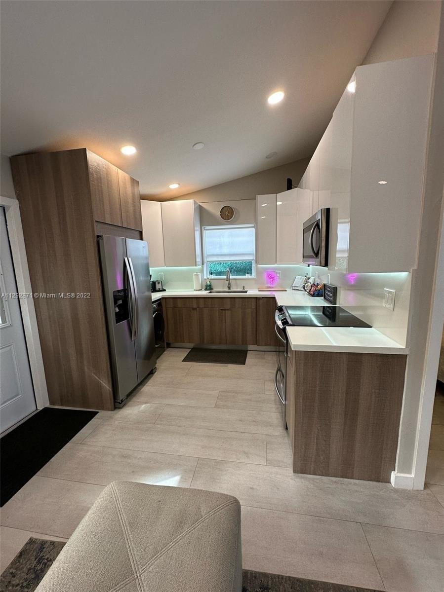 Nw 33rd Ave, Miami, FL 33142