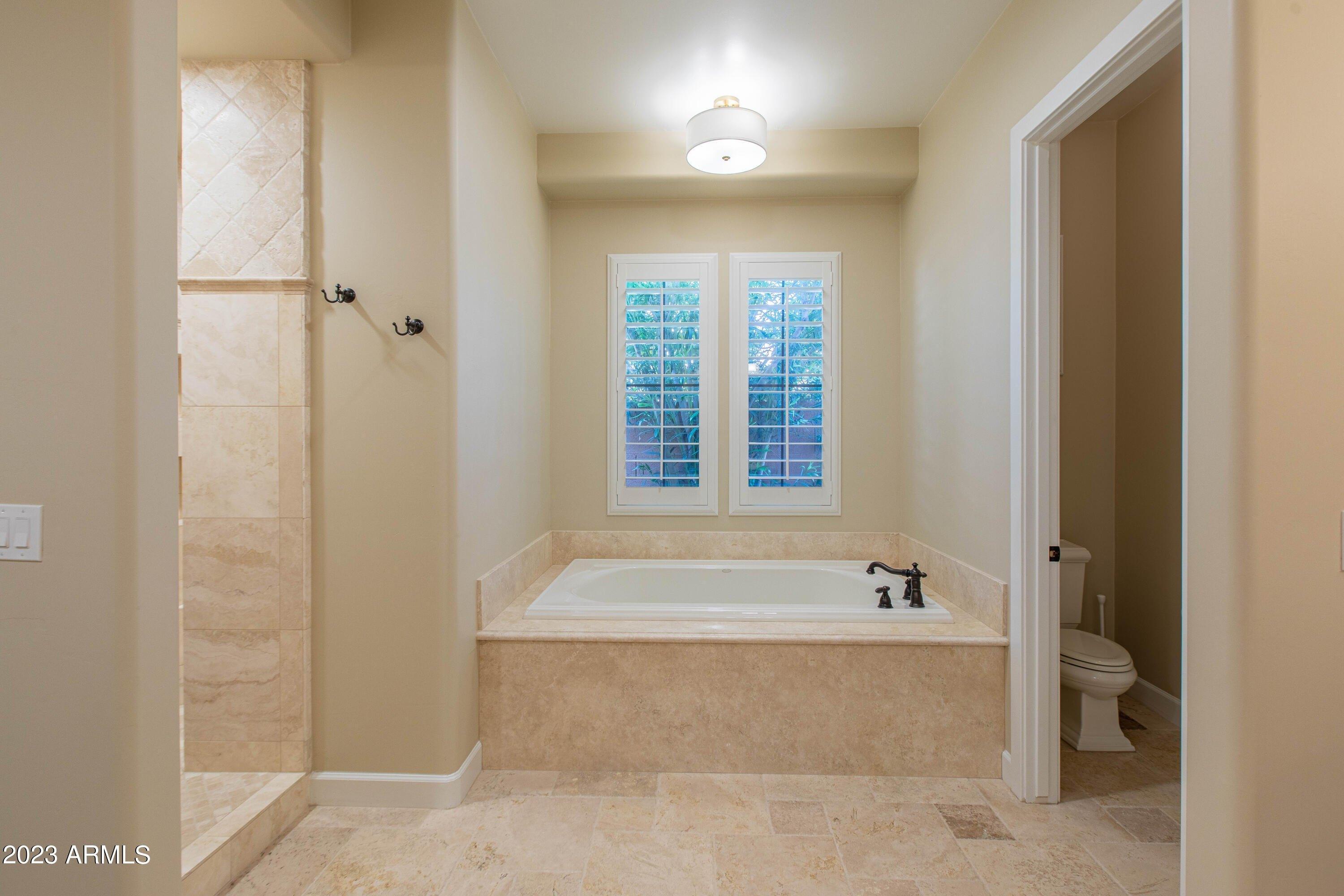E Grovers Ave, Scottsdale, AZ 85254