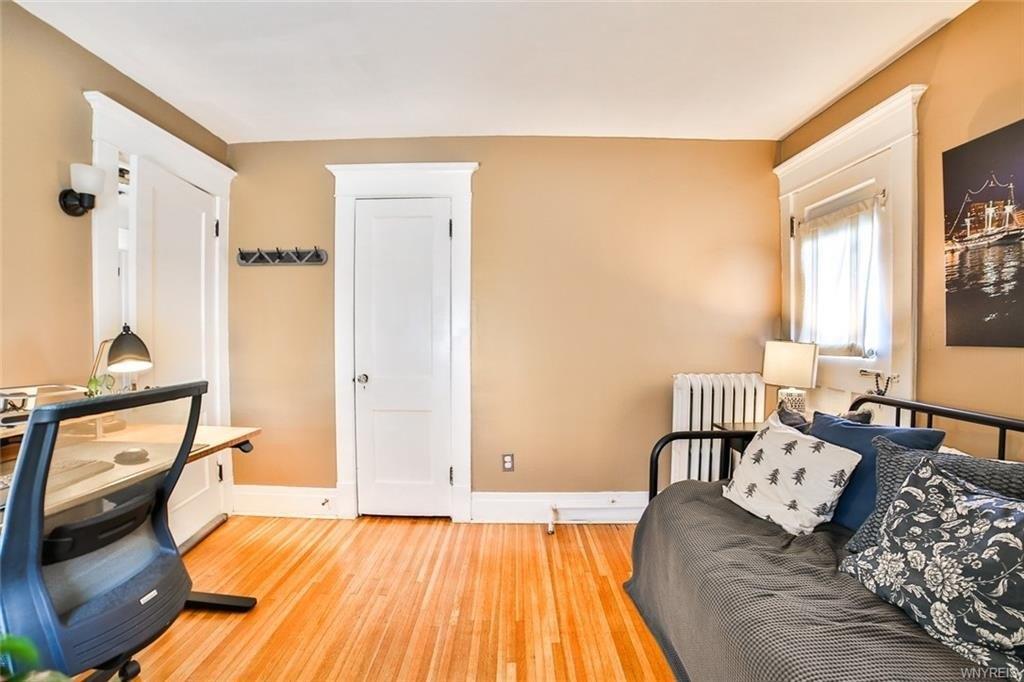 Frontenac Ave, Buffalo, NY 14216