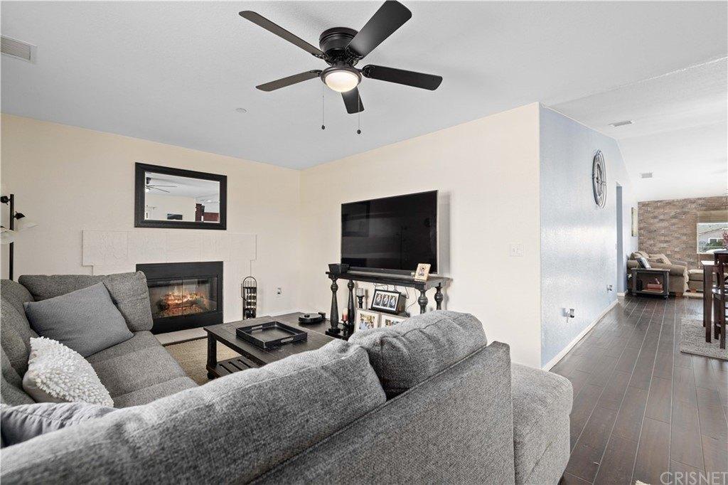 Algonquin Rd, Apple Valley, CA 92308