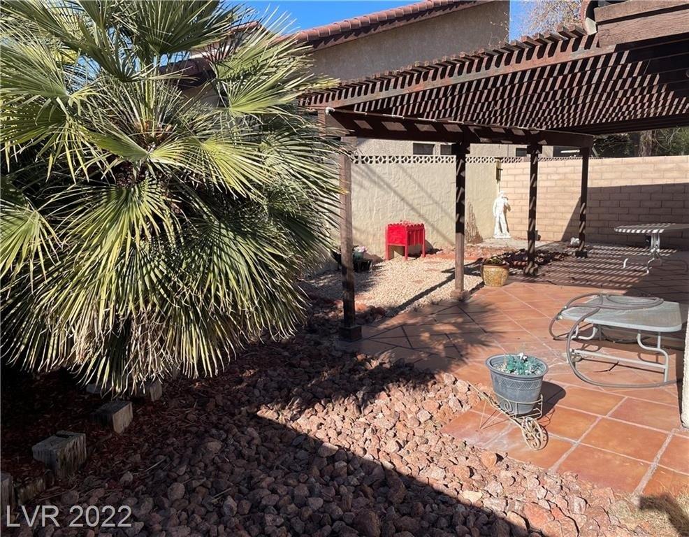 Los Reyes Ct, Las Vegas, NV 89121