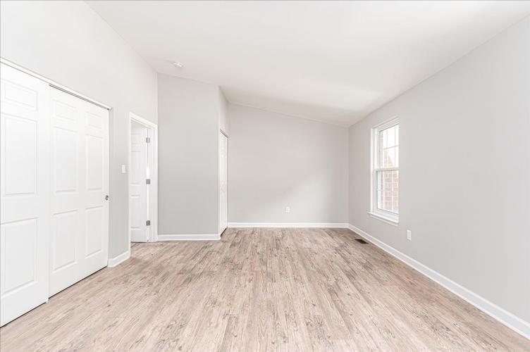 N Stead Ct, Catonsville, MD 21228