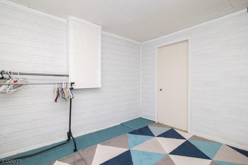 Everett Rd, Parsippany, NJ 07054