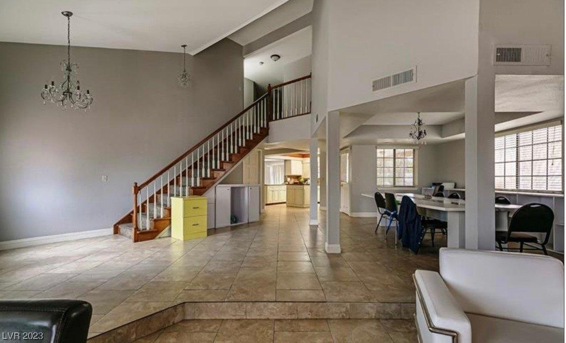 Mcleod Dr, Las Vegas, NV 89121