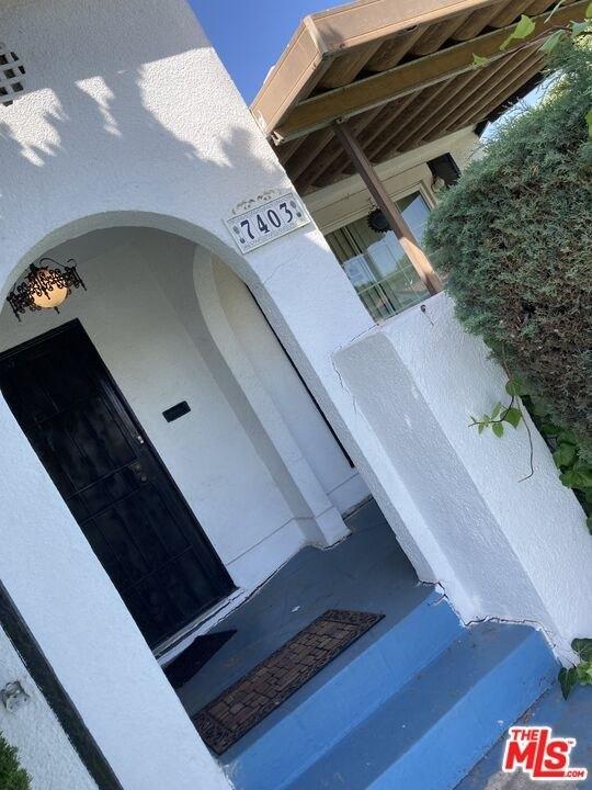 S Harvard Blvd, Los Angeles, CA 90047