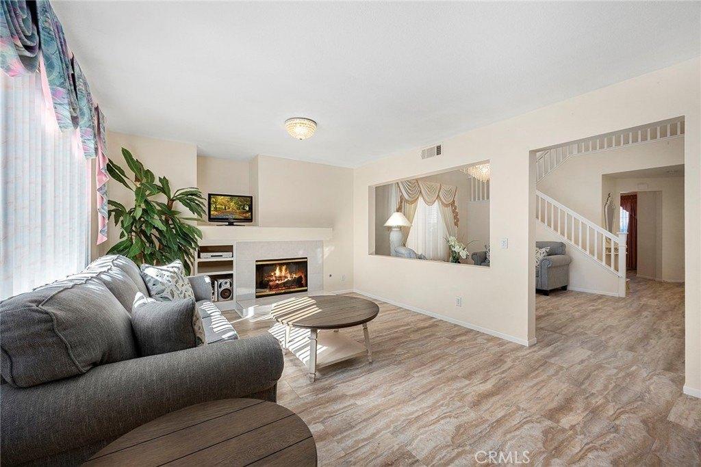 S Linhaven Cir, Anaheim, CA 92804