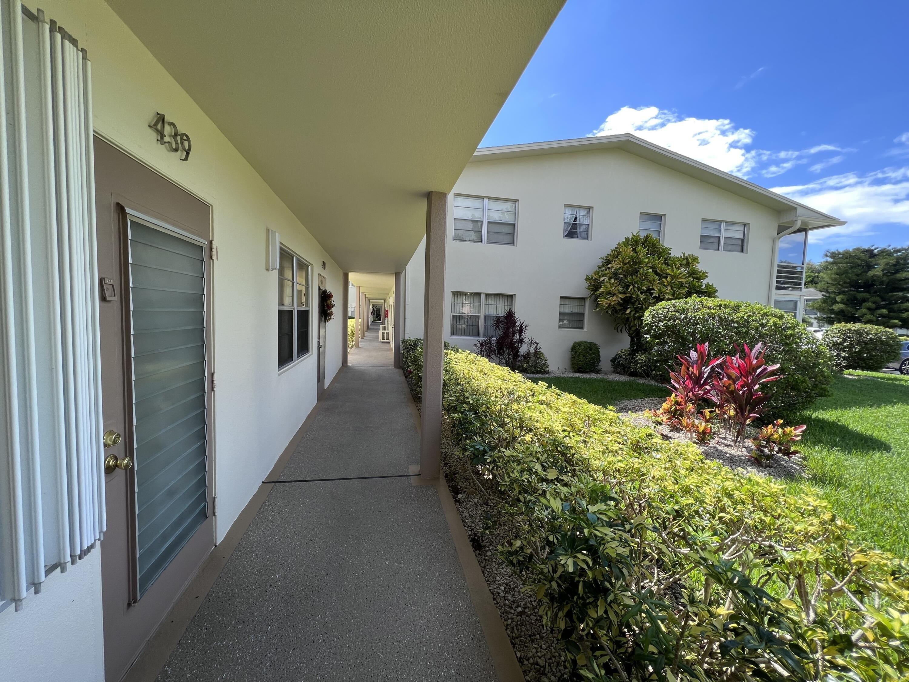 Tilford U, Deerfield Beach, FL 33442