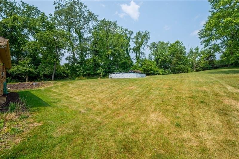 Mcmurray Rd, Bethel Park, PA 15102