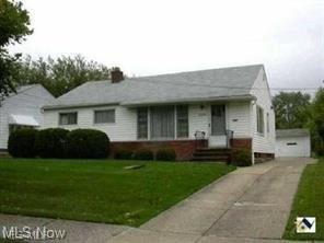 Applegate Rd, Maple Heights, OH 44137