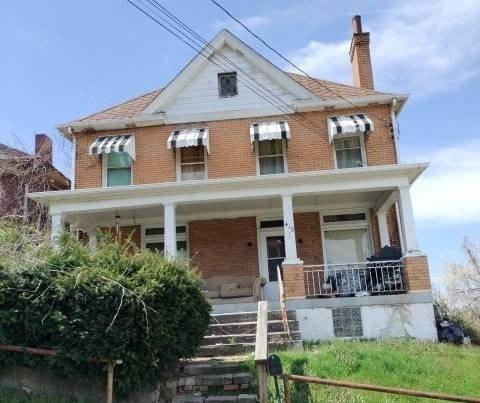 Delaware St, Monessen, PA 15062