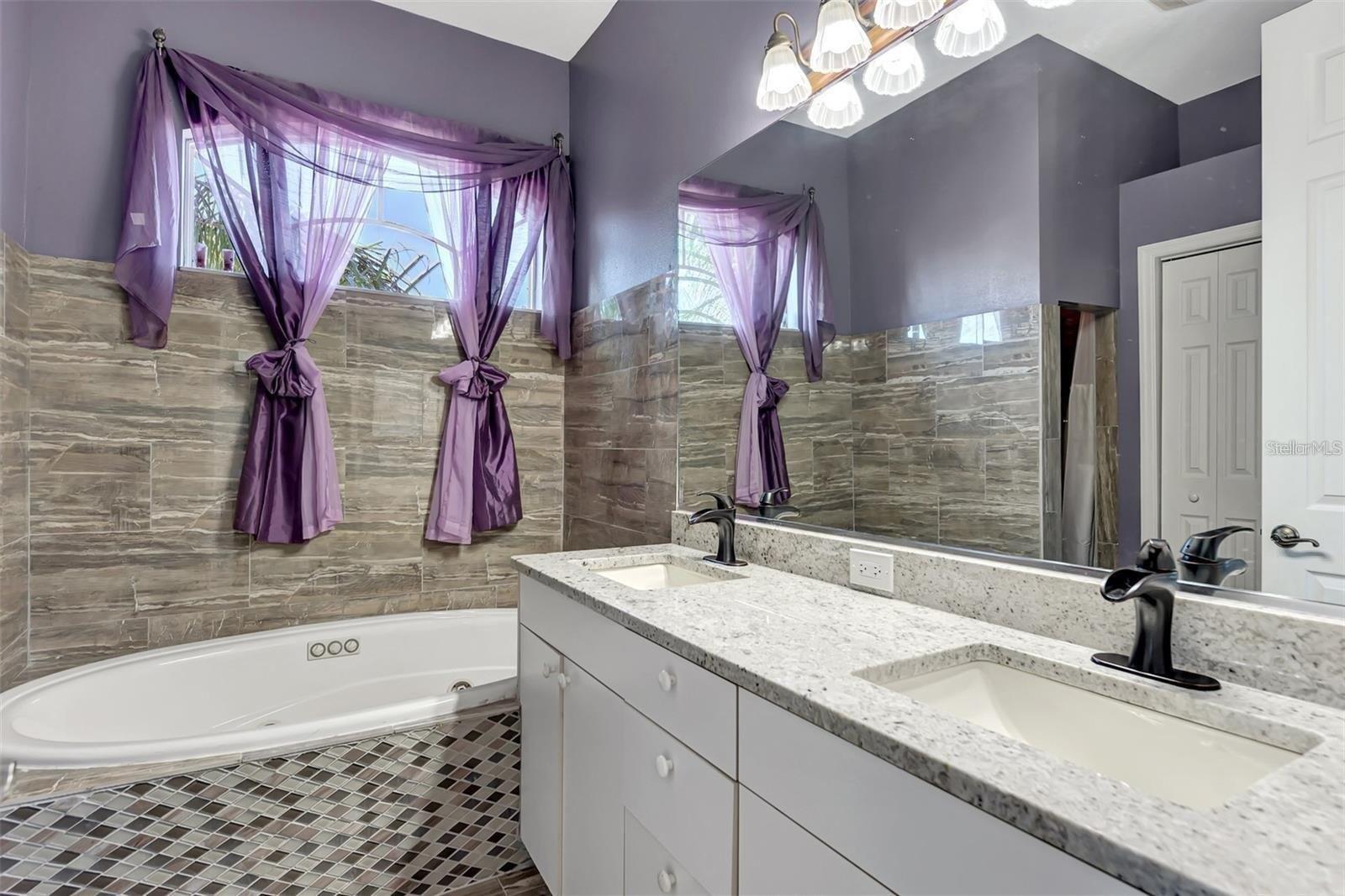 Laurel Creek Trl, Ellenton, FL 34222
