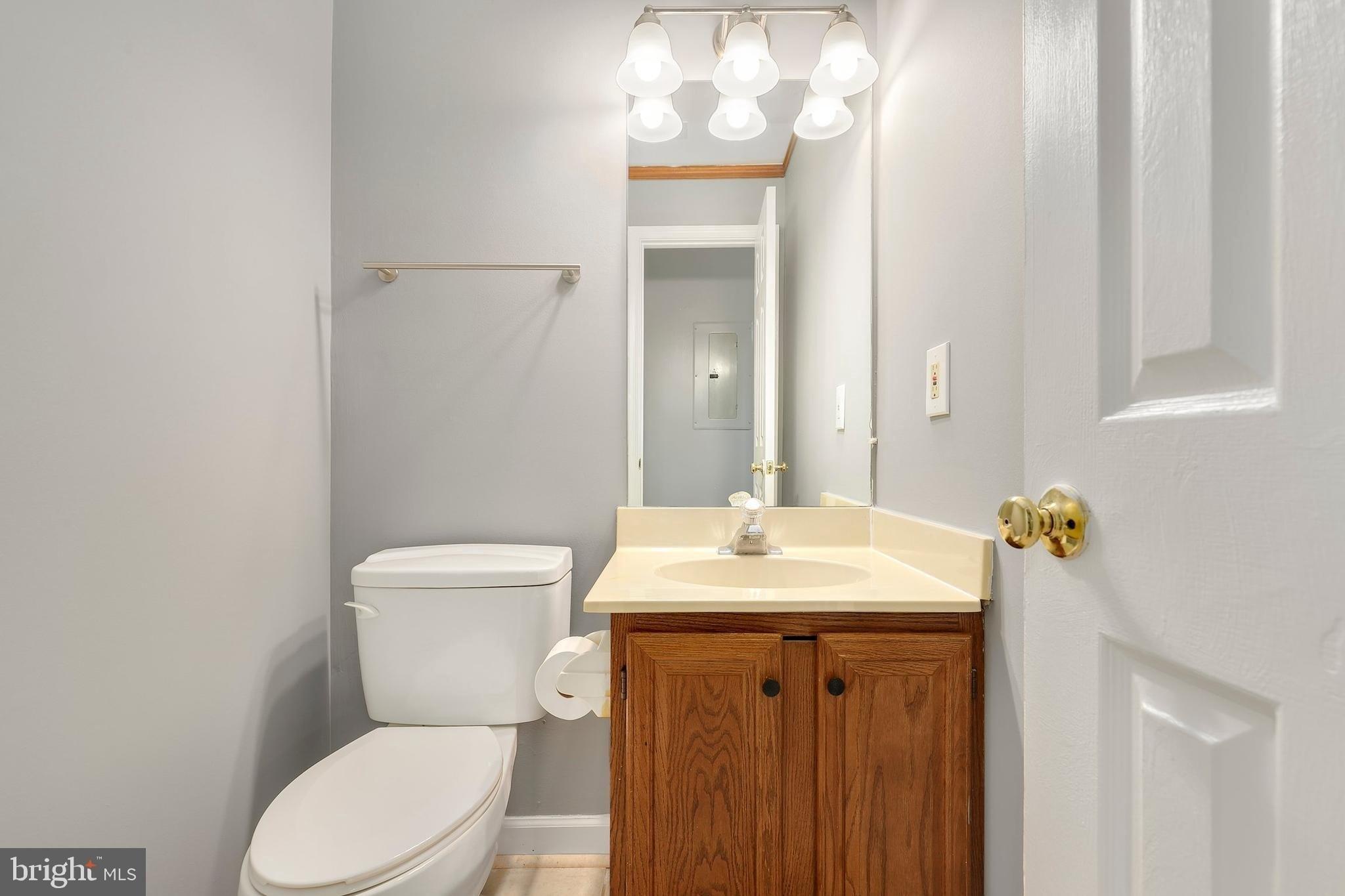 Salemtown Dr, Woodbridge, VA 22192