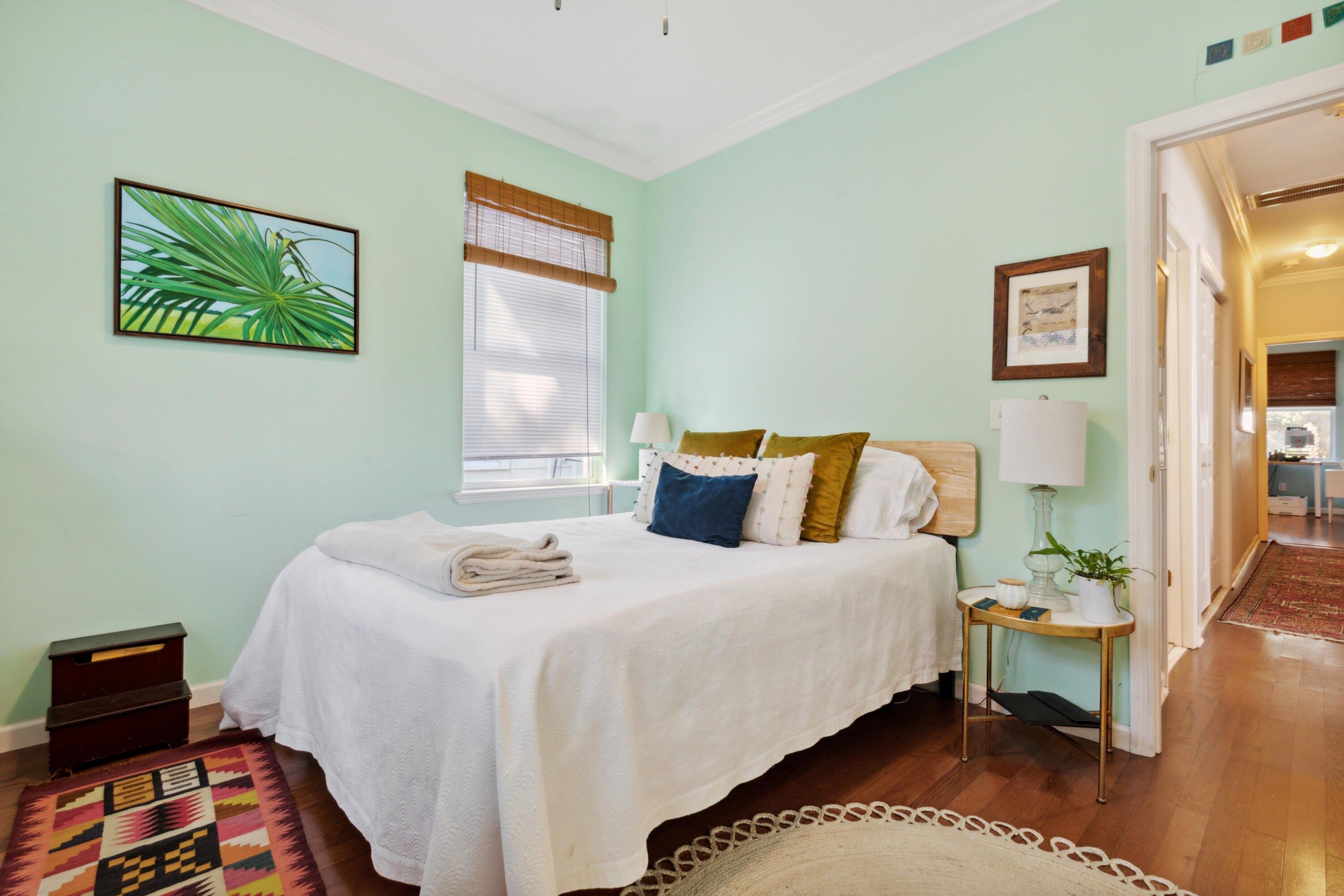 Poplar St, Charleston, SC 29403