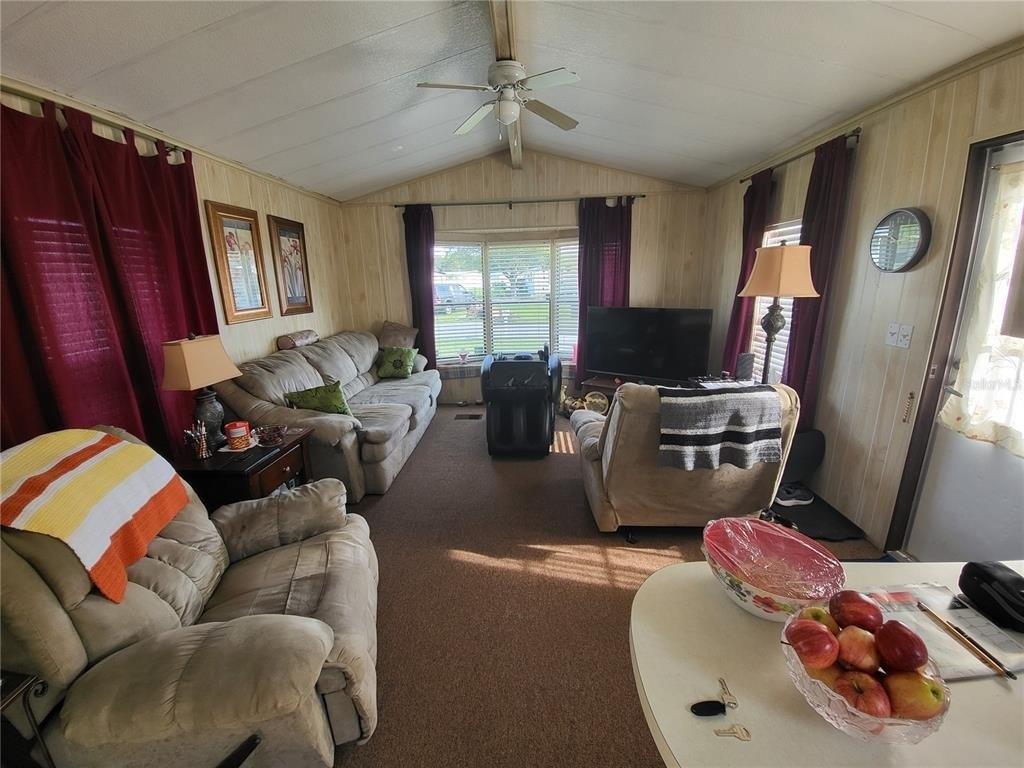2nd Ave N, Lake Wales, FL 33859