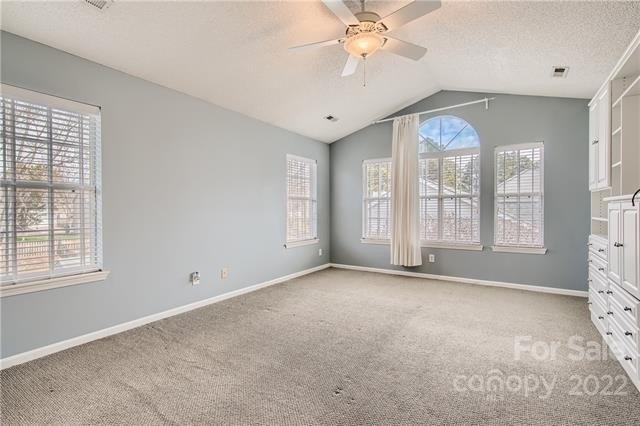 Red Cypress Ct, Charlotte, NC 28216