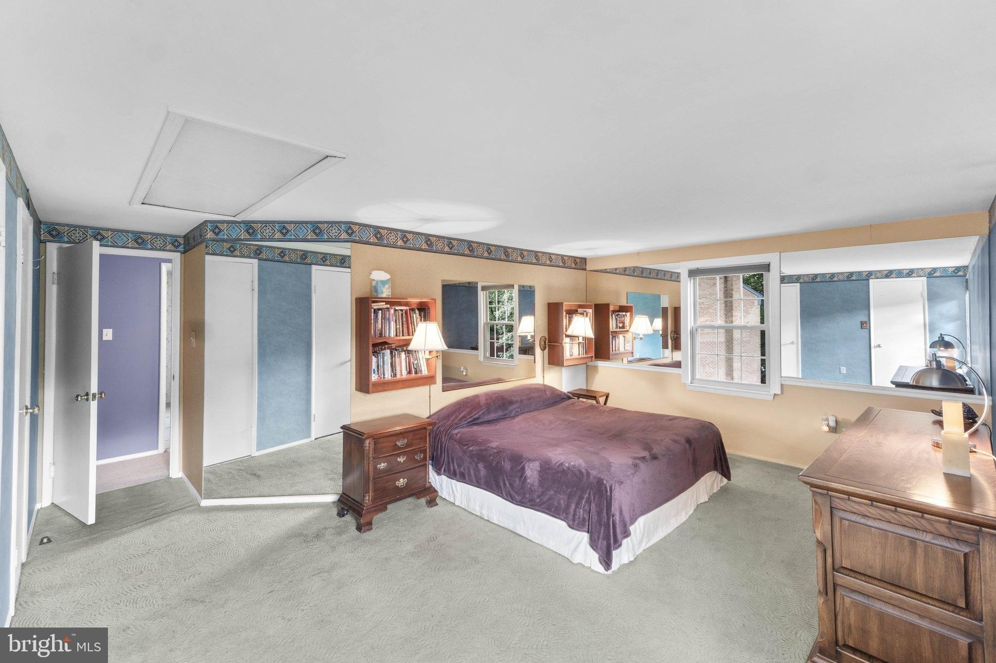 Lindenbrook St, Fairfax, VA 22031