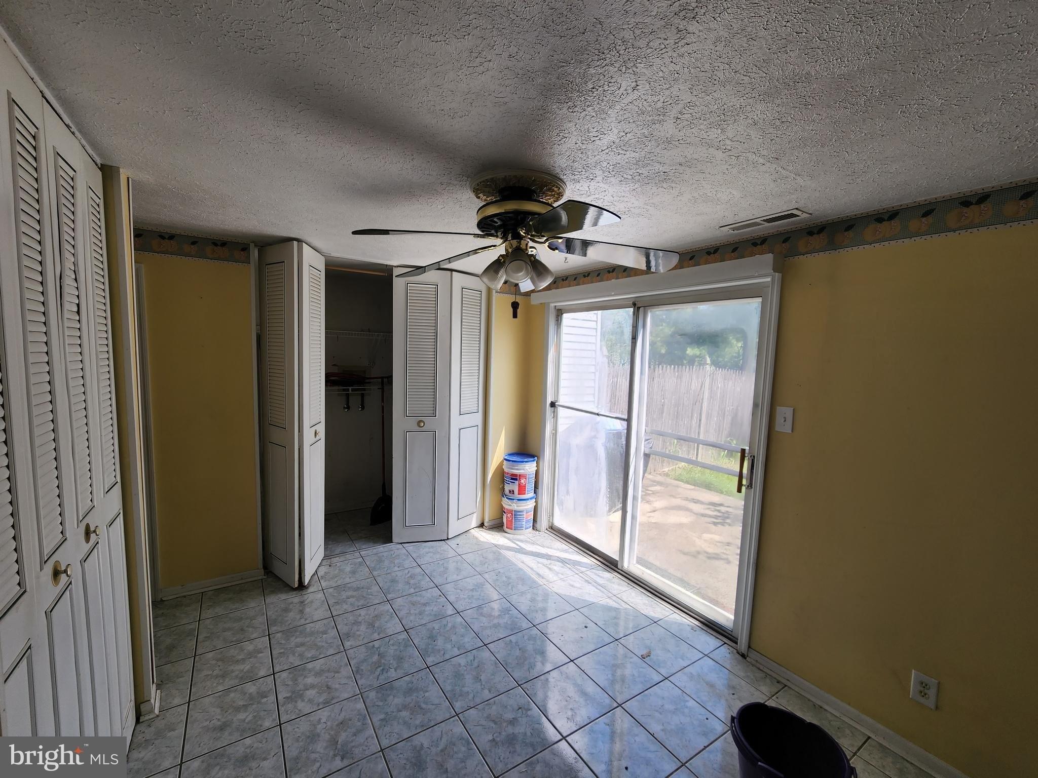 Vista Ct, Sicklerville, NJ 08081