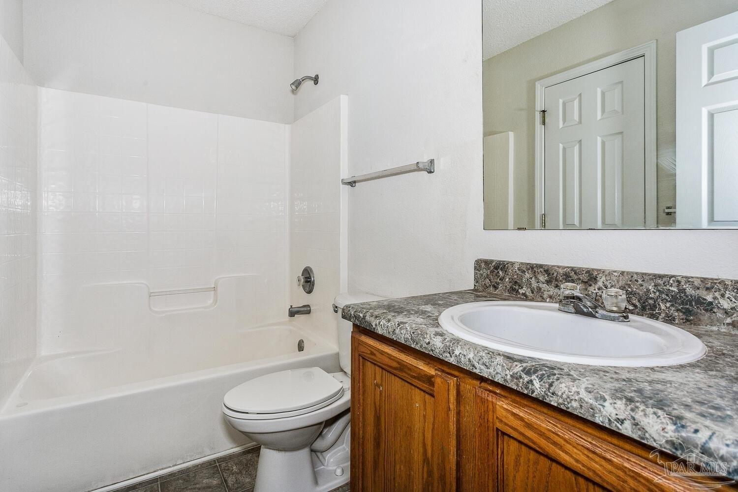 Shadow Shore Pl, Gulf Breeze, FL 32563