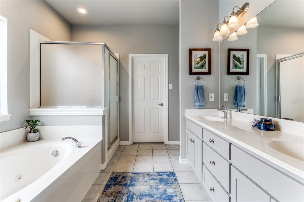 N 1st St, Midlothian, TX 76065