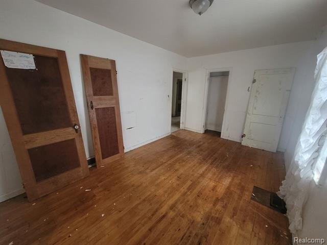 Leerda St, Flint, MI 48504