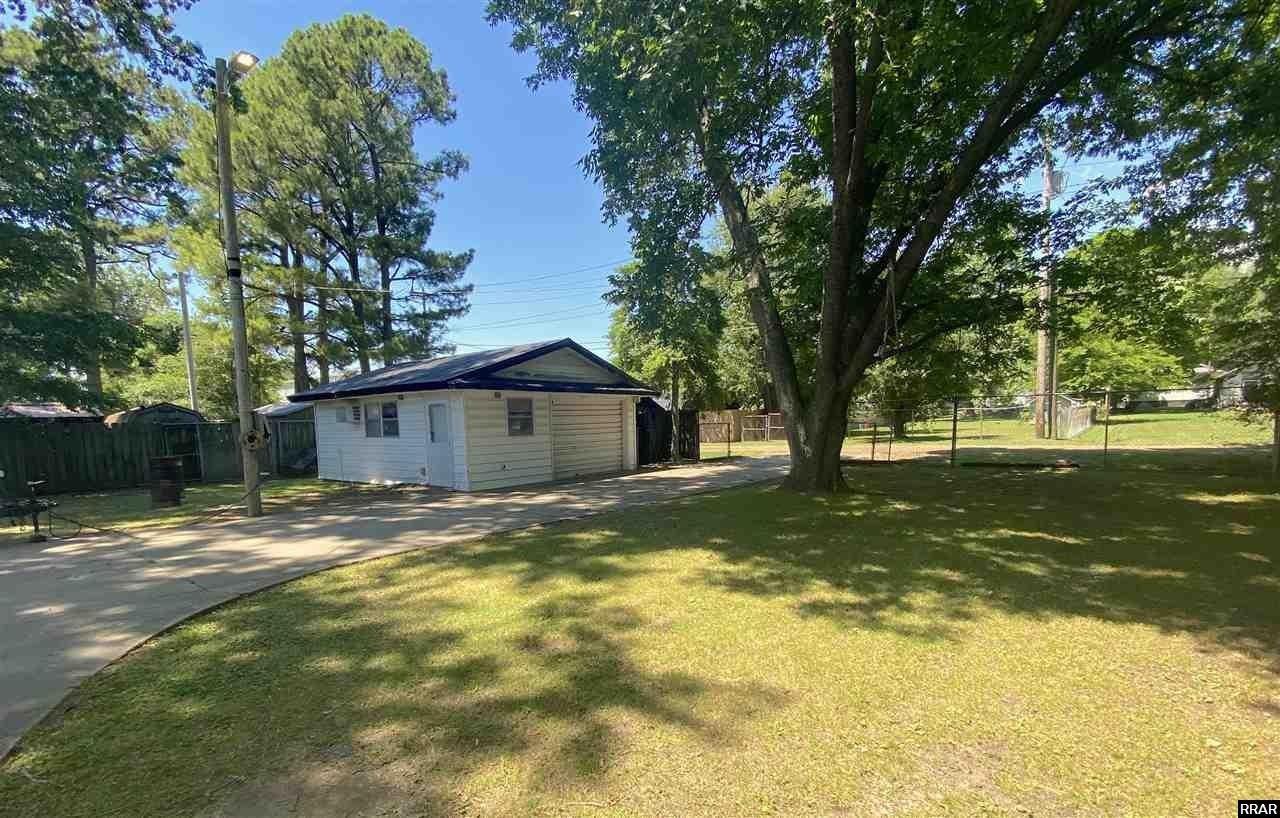 Bishop St, Union City, TN 38261