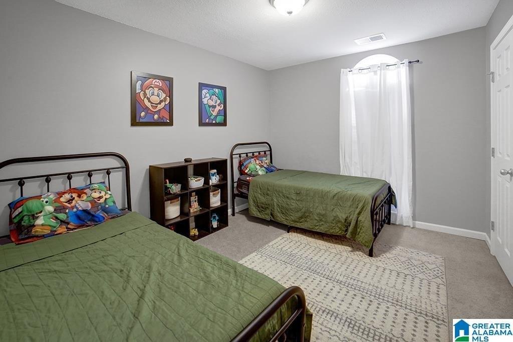 Ashby St, Calera, AL 35040