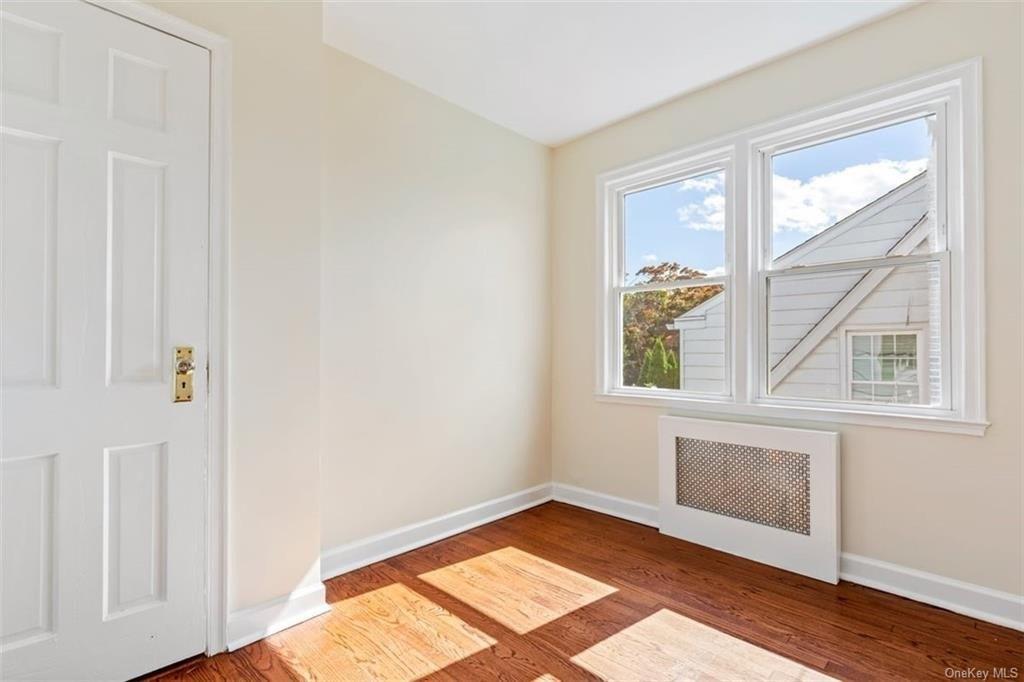 Dunwoodie St, Yonkers, NY 10704