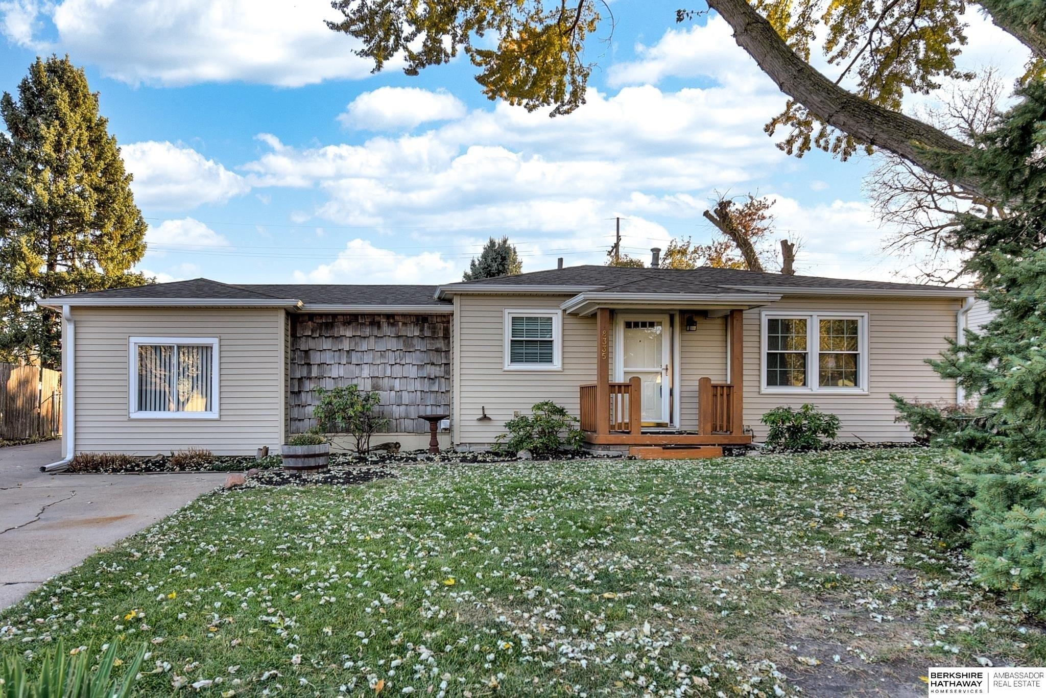 California St, Omaha, NE 68114