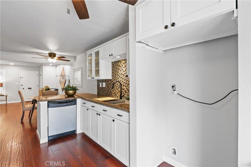 Yorba Linda Blvd, Yorba Linda, CA 92886