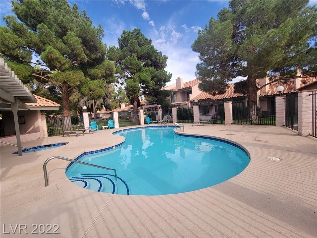 Campo Verde Dr, Las Vegas, NV 89121