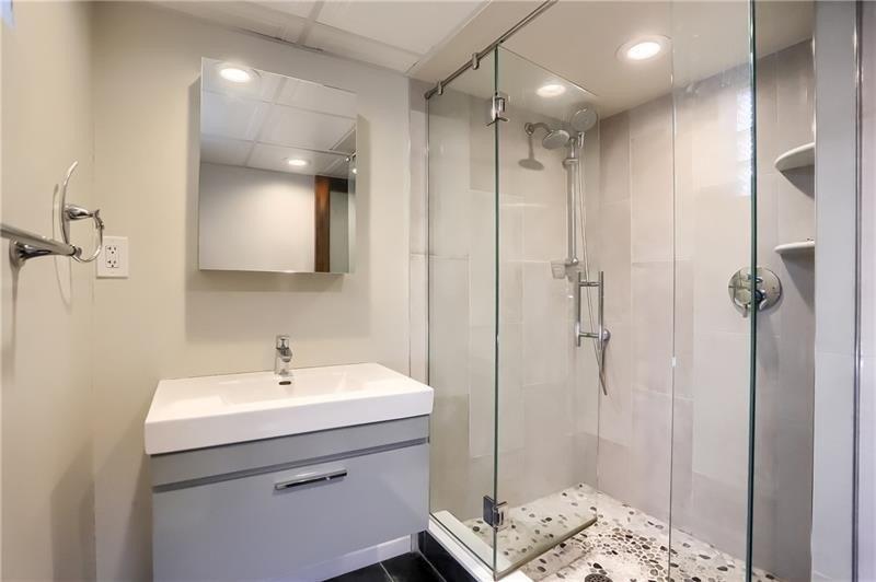 Clearview Ave, Pittsburgh, PA 15229