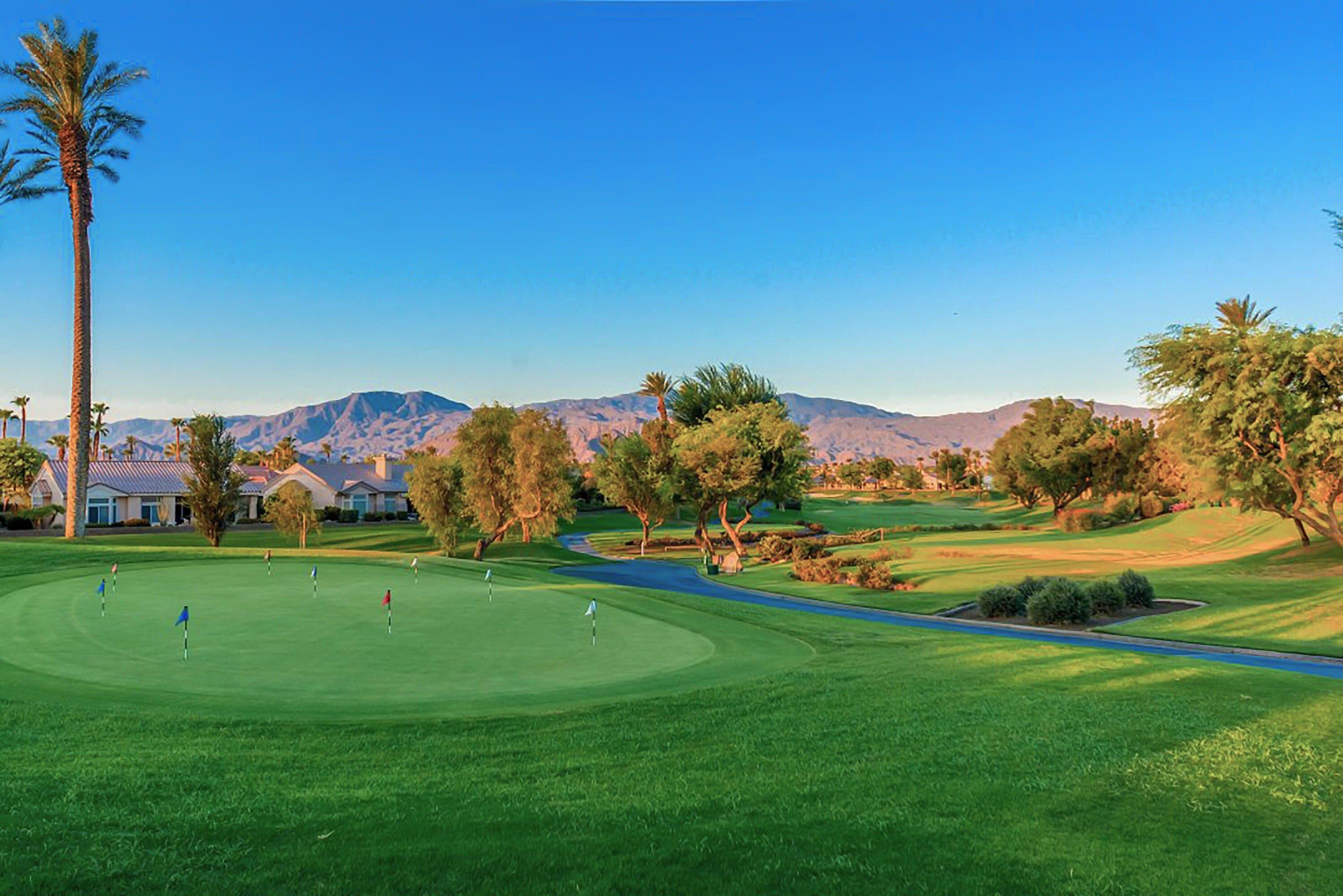 Links Dr, Palm Desert, CA 92211