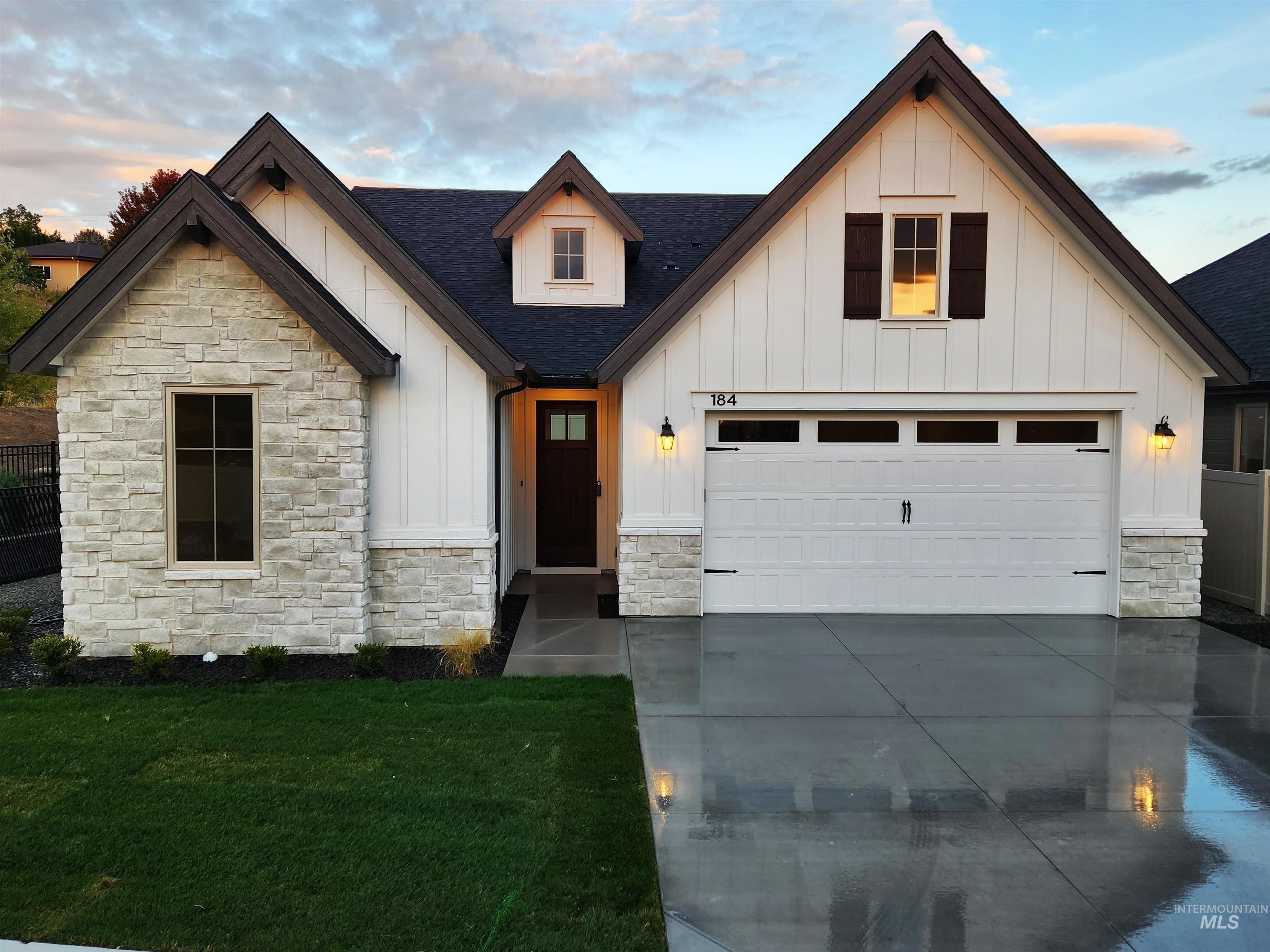 N Duke Ln, Eagle, ID 83616