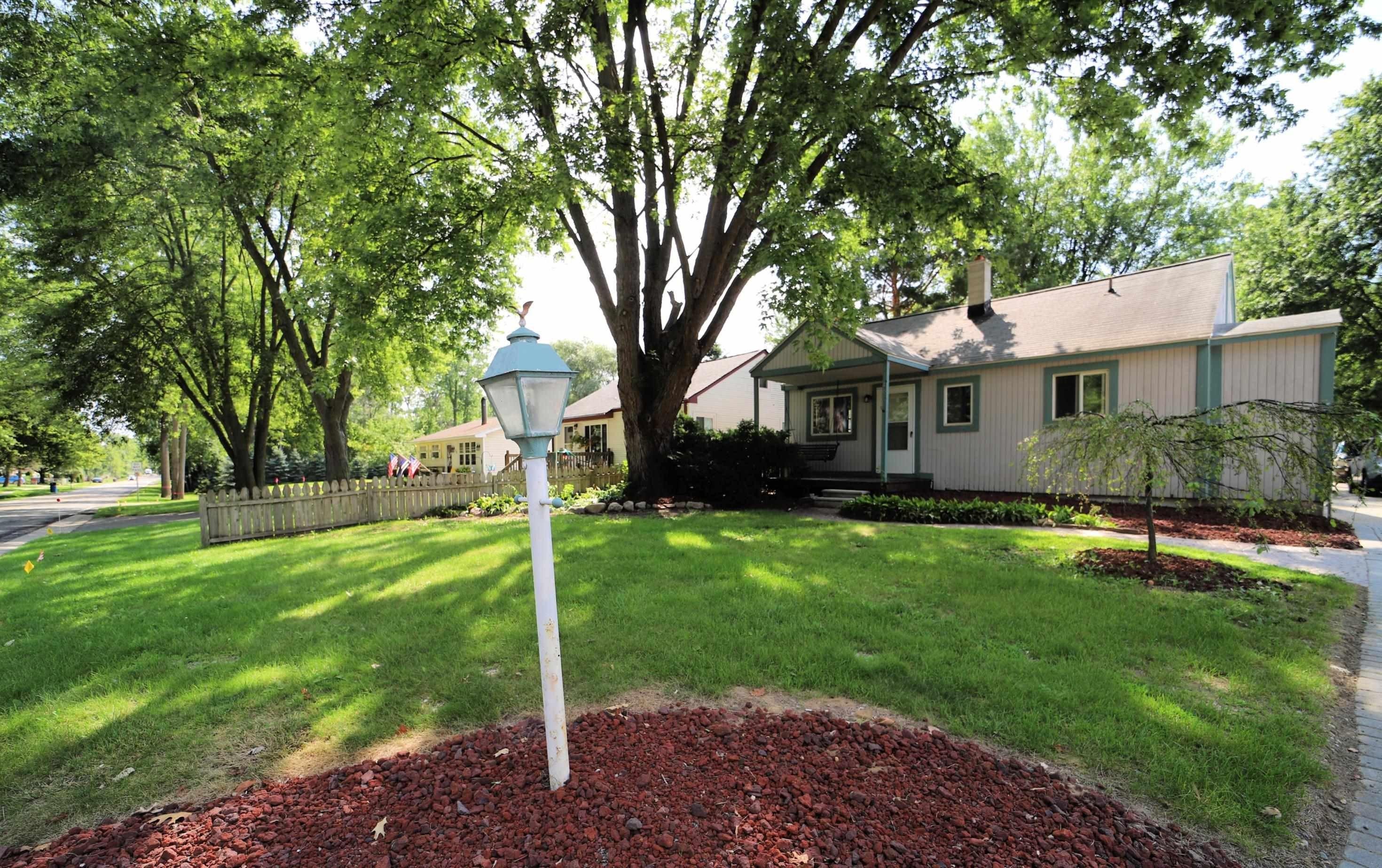 E Glass Rd, Ortonville, MI 48462