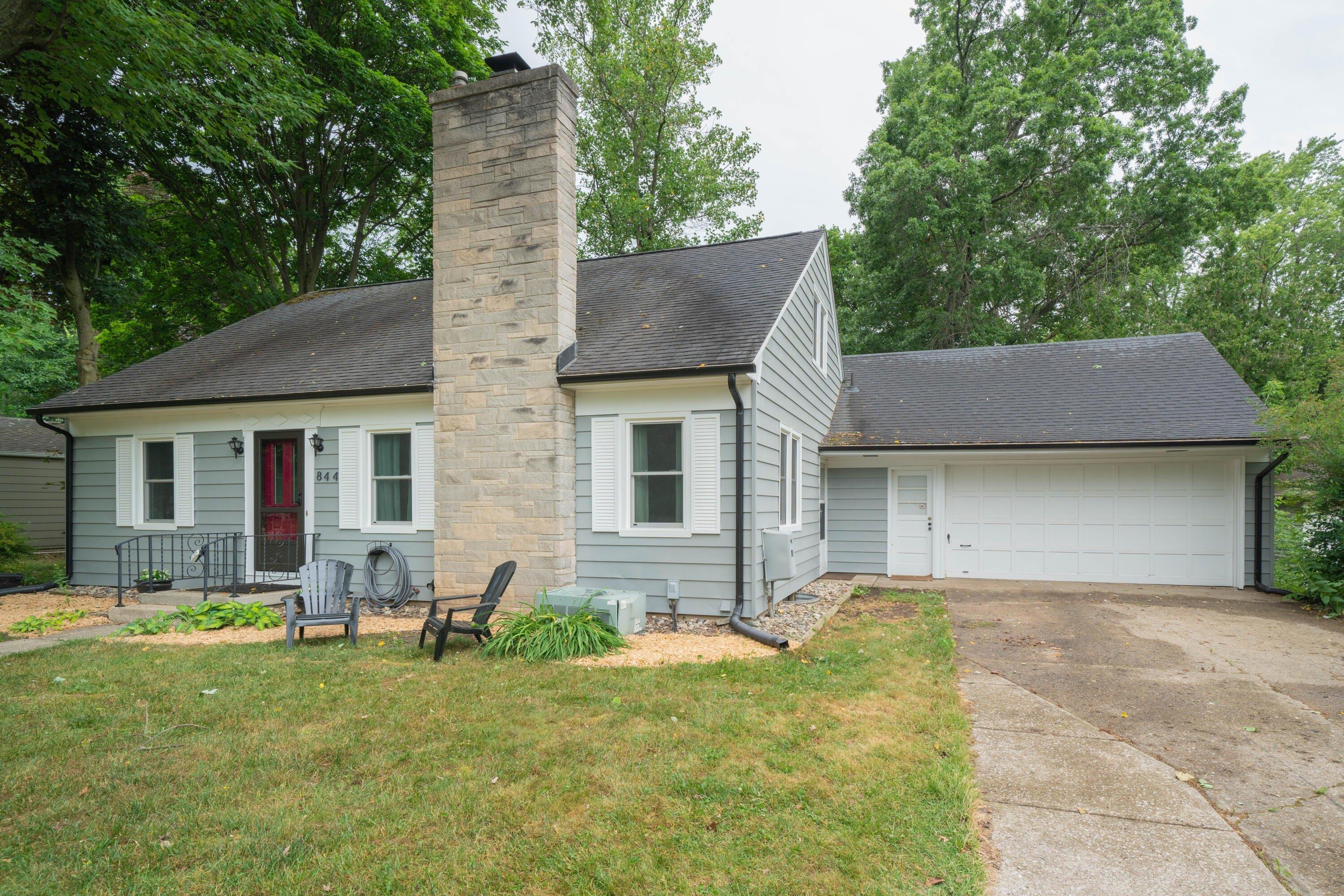 Westfall Ave, Kalamazoo, MI 49006