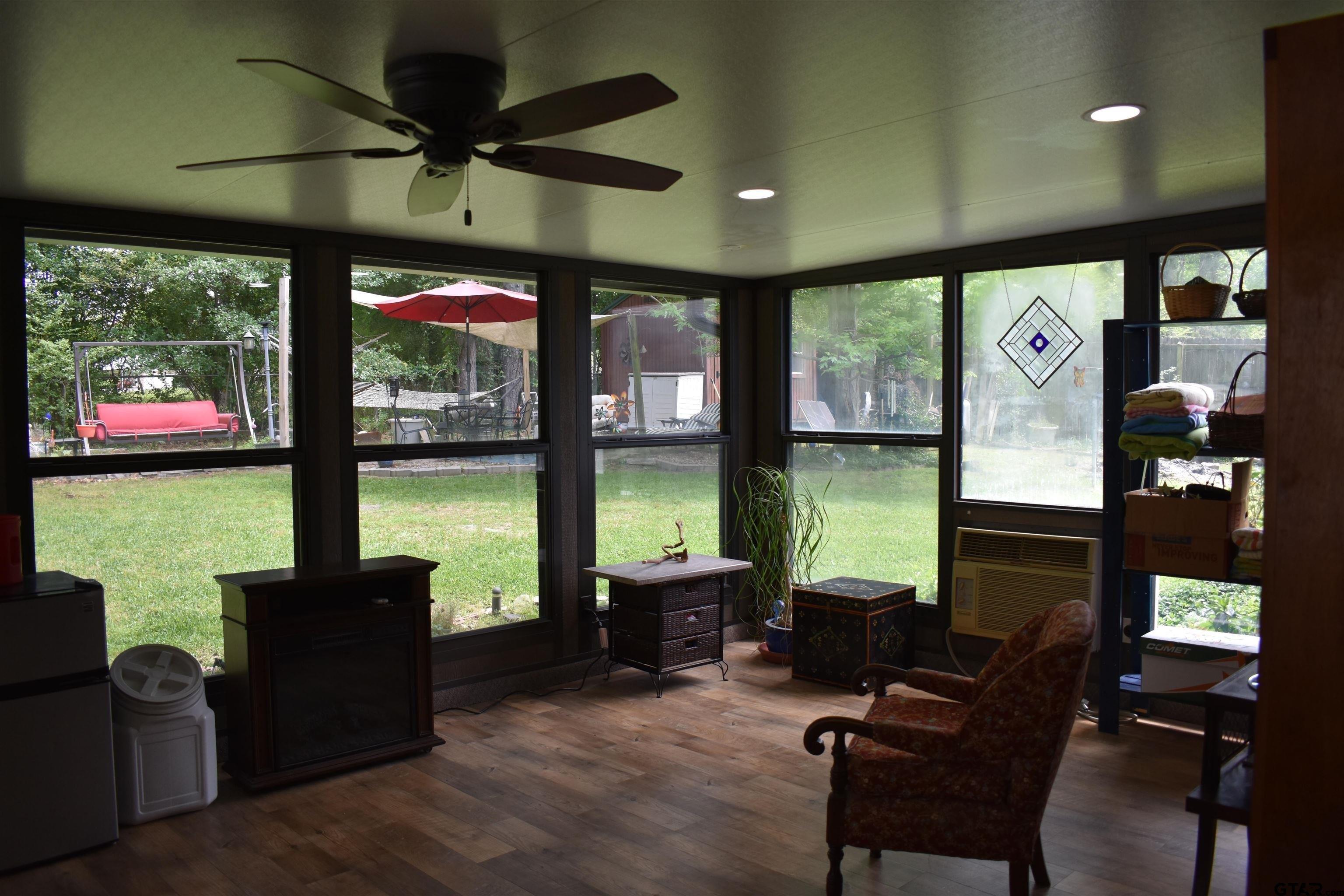 Sam Page Rd, Longview, TX 75605
