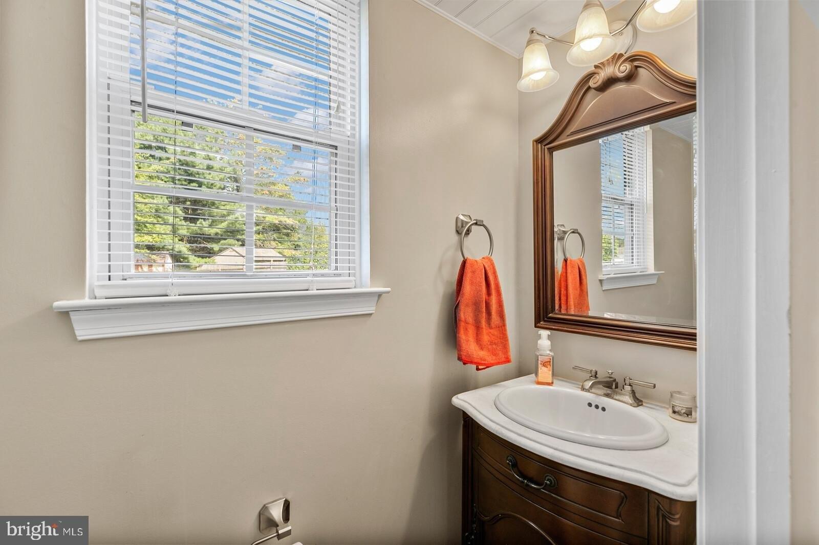 Sherry Ann Dr, Lumberton, NJ 08048