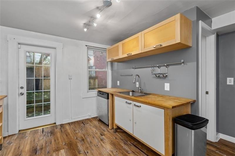 Middle St, Pittsburgh, PA 15212
