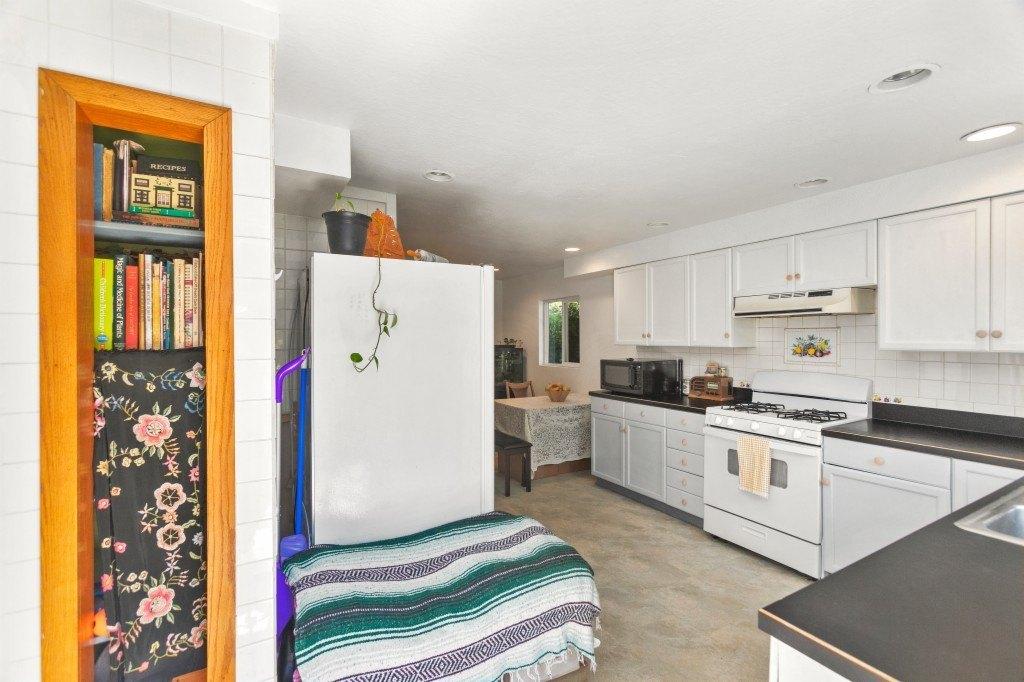 S Marine Dr, Bremerton, WA 98312
