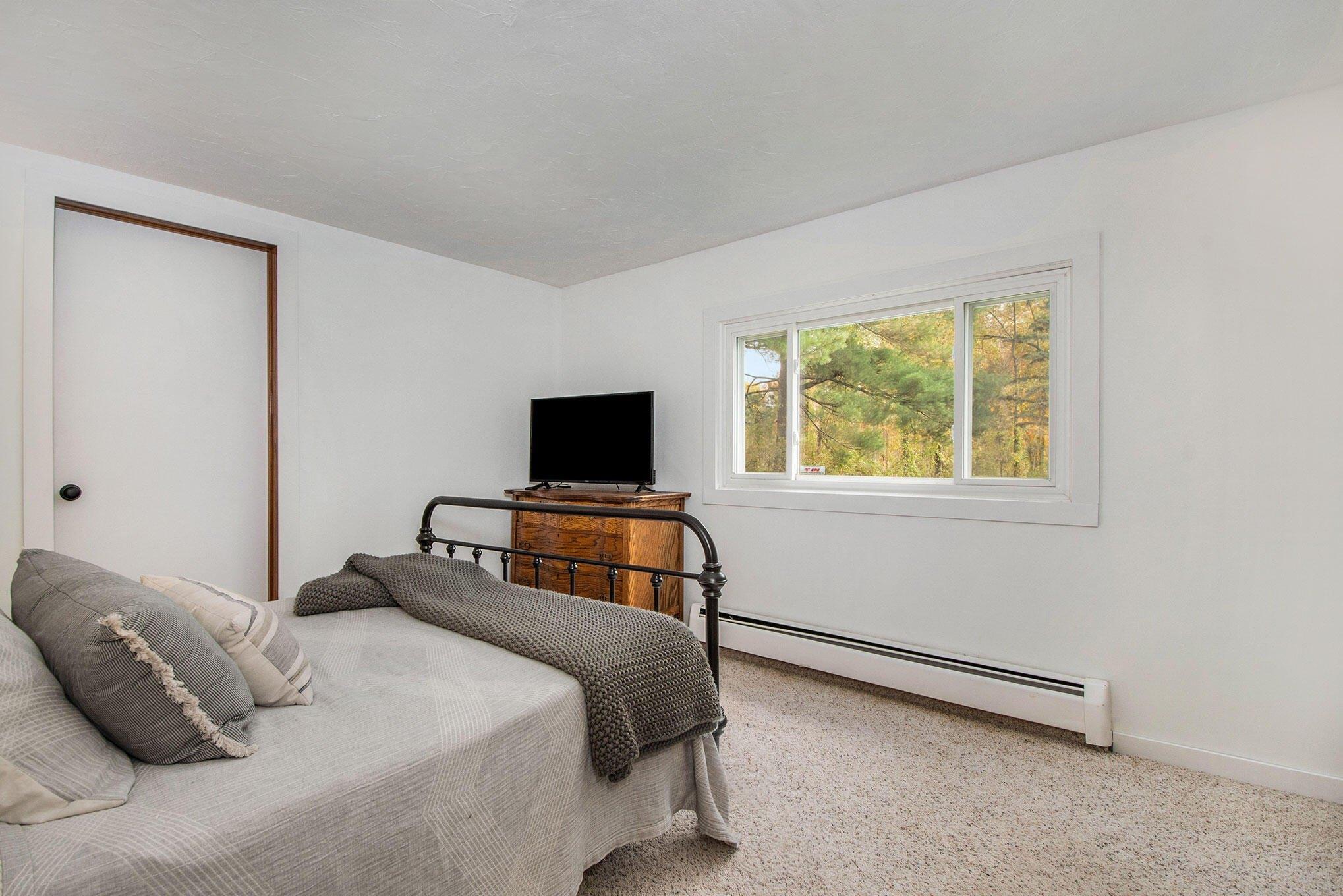 Buttrick Ave Se, Ada, MI 49301