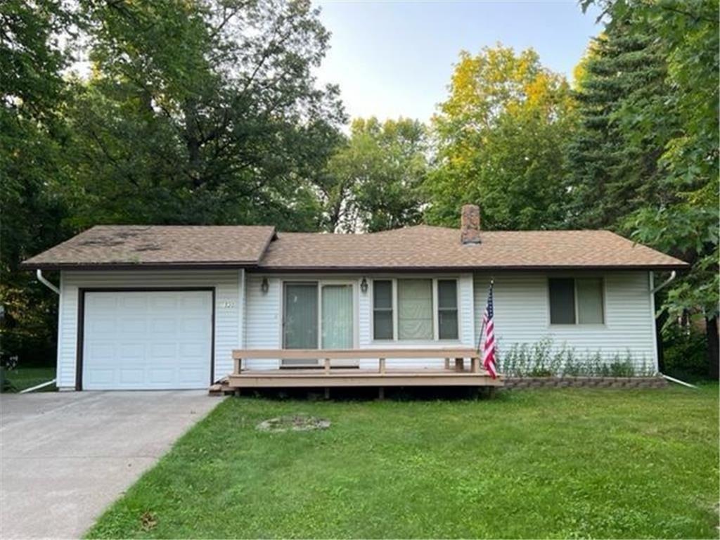 White Cloud Dr S, Isle, MN 56342