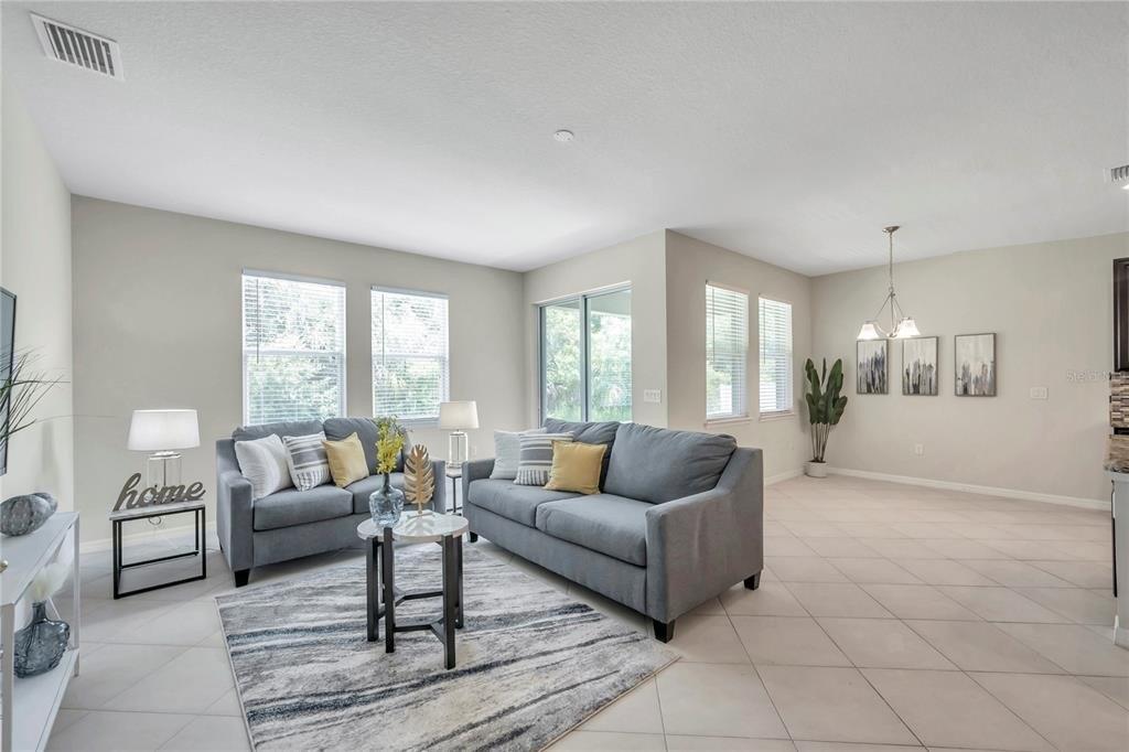 Ledbury Commons Dr, Gibsonton, FL 33534