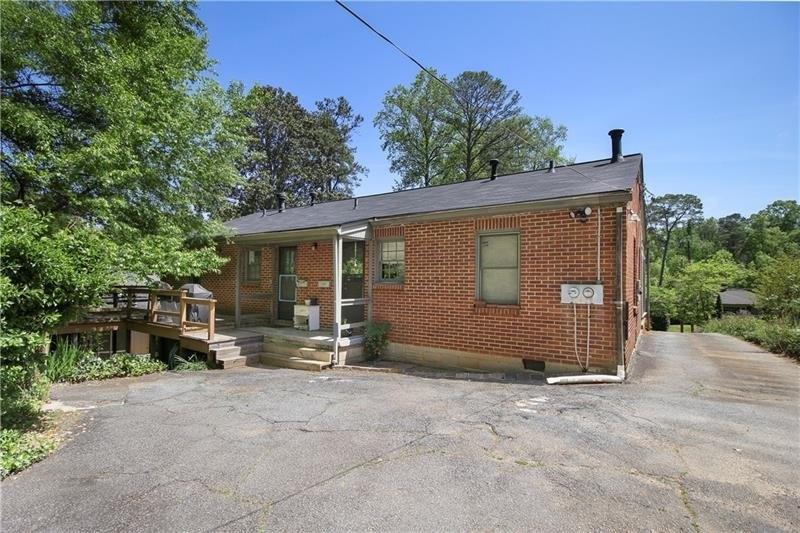 N Parkwood Rd, Decatur, GA 30030