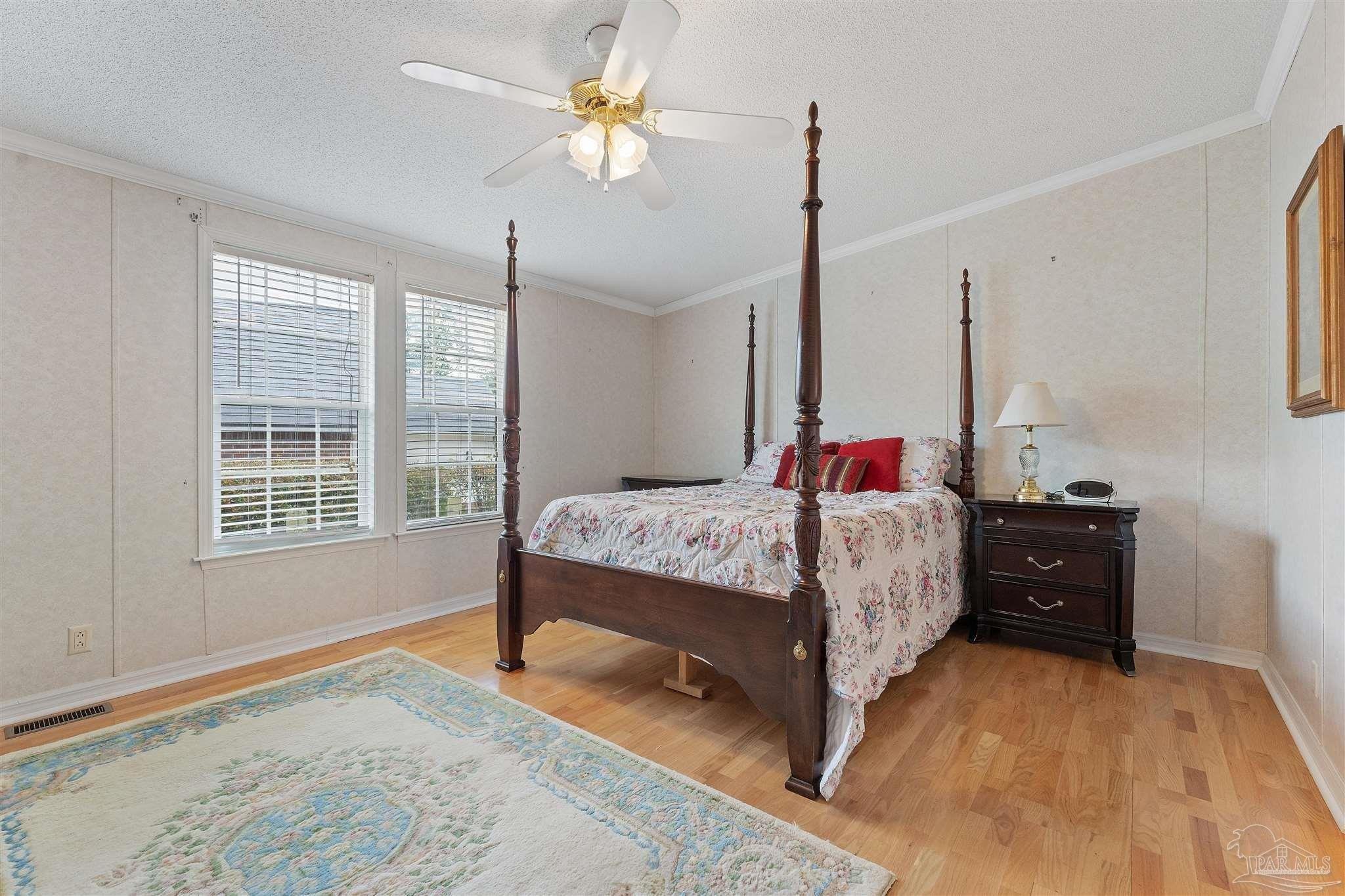 Suavez Dr, Lillian, AL 36549